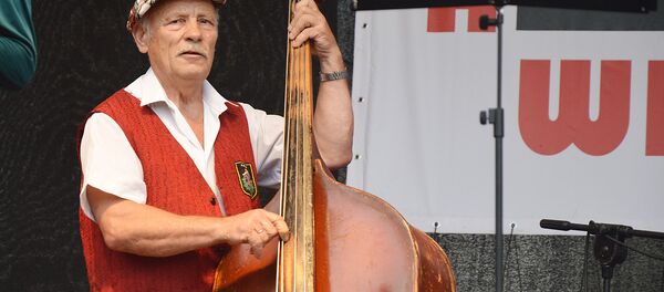 Праздничный концерт, посвященный последнему празднику лета Успения Богородицы Праздничный концерт, посвященный последнему празднику лета Успения Богородицы - Sputnik Lietuva