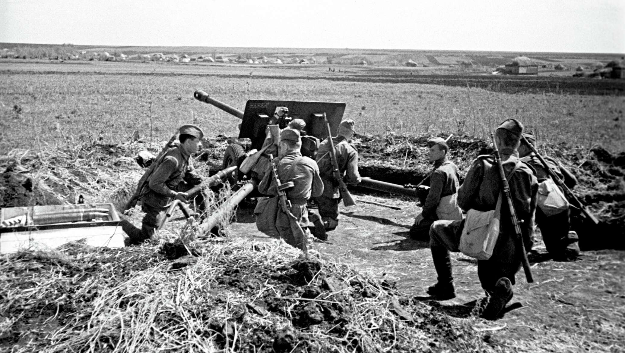 Места военных лет. Курская битва Великая Отечественная война 1941-1945. Курская дуга война 1943. Курская битва бой артиллеристов. Курская битва лето 1943 года.