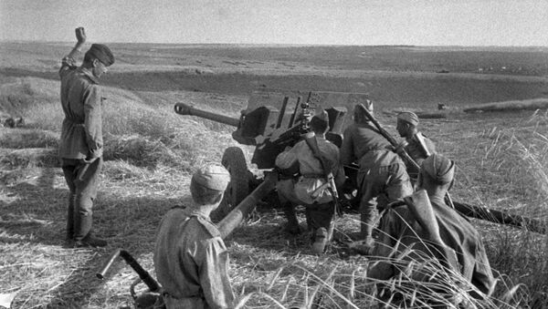 Kareiviai mūšio Kursko lanke metu, 1943 metų liepos 7 diena - Sputnik Lietuva