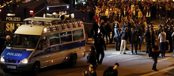 Акция протеста в Хемнице, Германия 27 августа 2018 года Акция протеста в Хемнице, Германия 27 августа 2018 года - Sputnik Литва