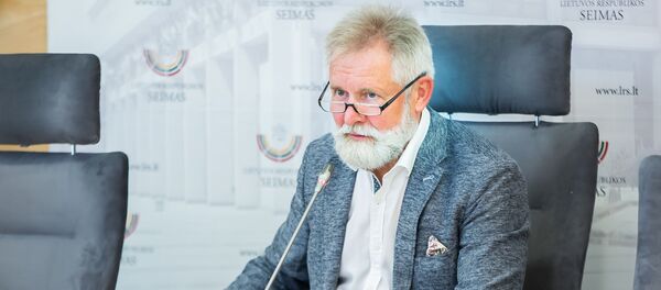 Член Сейма, социал-демократ Альгирдас Сисас - Sputnik Литва