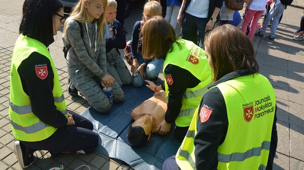 Мальтийский орден в Литве провел акцию в поддержку обездоленных детей - Sputnik Литва