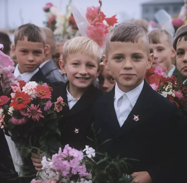 Учащиеся средней школы № 7 города Пскова, 1973 Учащиеся средней школы № 7 города Пскова, 1973 - Sputnik Lietuva