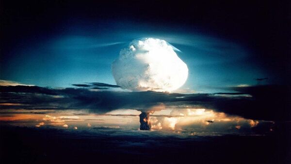 Испытание термоядерного взрывного устройства в США, архивное фото - Sputnik Литва