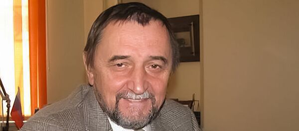 Профессор, заведующий кафедрой нефтегазового дела и нефтехимии Дальневосточного федерального университета Александр Гульков, архивное фото Профессор, заведующий кафедрой нефтегазового дела и нефтехимии Дальневосточного федерального университета Александр Гульков, архивное фото - Sputnik Литва