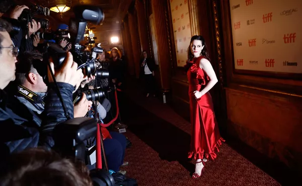 Aktorė Emily Hampshire atvyko į Johno F. Donovano gyvenimas ir mirtis premjerą. Aktorė Emily Hampshire atvyko į Johno F. Donovano gyvenimas ir mirtis premjerą. - Sputnik Lietuva