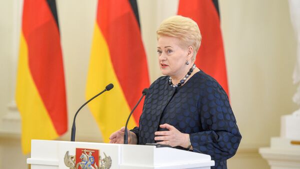 Президент Литвы Даля Грибаускайте на встрече с канцлером Германии Ангелой Меркель, 14 сентября 2018 года - Sputnik Литва