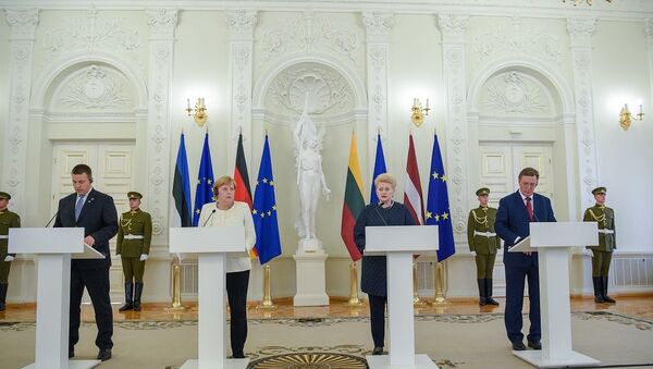 Ангела Меркель на встрече с Далей Грибаускайте и премьерами стран Балтии - Sputnik Lietuva