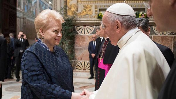 Dalia Grybauskaitė ir Popiežius Pranciškus - Sputnik Lietuva
