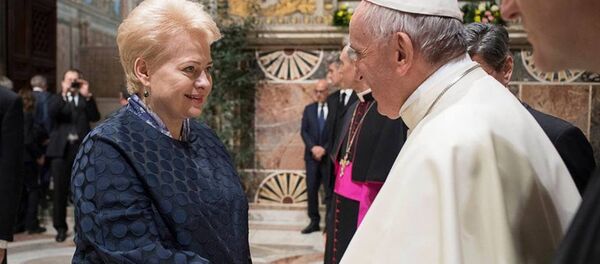 Грибаускайте и Папа Римский Франциск - Sputnik Литва