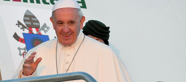 Папа римский Франциск отправляется с визитом в страны Балтии, 22 сентября 2018 года Папа римский Франциск отправляется с визитом в страны Балтии, 22 сентября 2018 года - Sputnik Литва