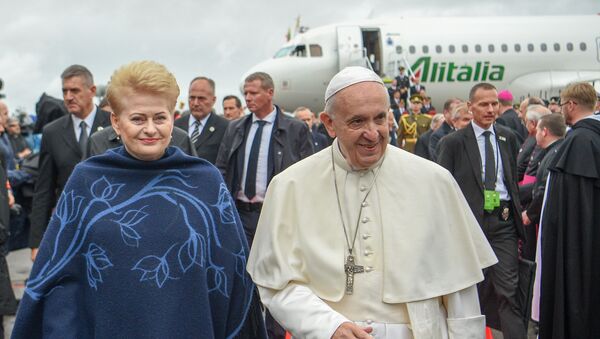 Официальный визит Папы Франциска в Литву, 22 сентября 2018 года - Sputnik Литва