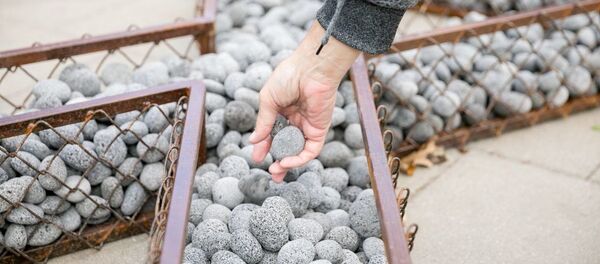 Символическая звезда Давида, выложенная на месте вильнюсского гетто Символическая звезда Давида, выложенная на месте вильнюсского гетто - Sputnik Литва