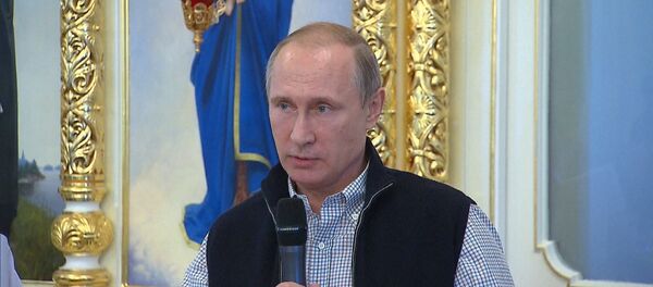 Путин попросил не забывать о погибших в Сирии летчиках и молиться за них - Sputnik Литва