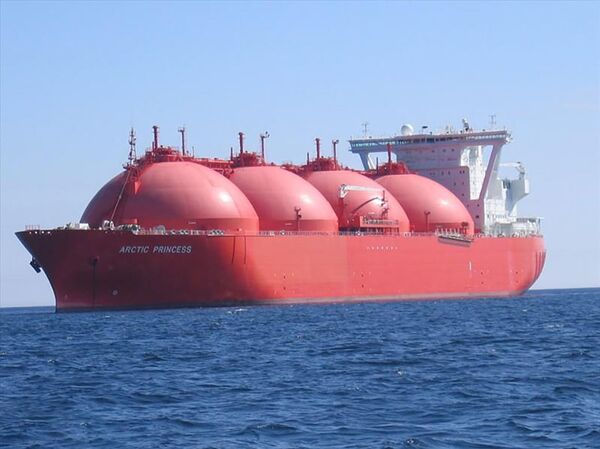 В Клайпедский порт прибудет последний в этом году груз СПГ В Клайпедский порт прибудет последний в этом году груз СПГ - Sputnik Литва