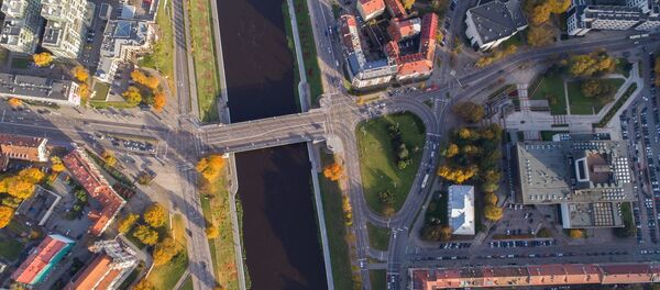 Инсталяции на Зеленом мосту Инсталяции на Зеленом мосту - Sputnik Lietuva