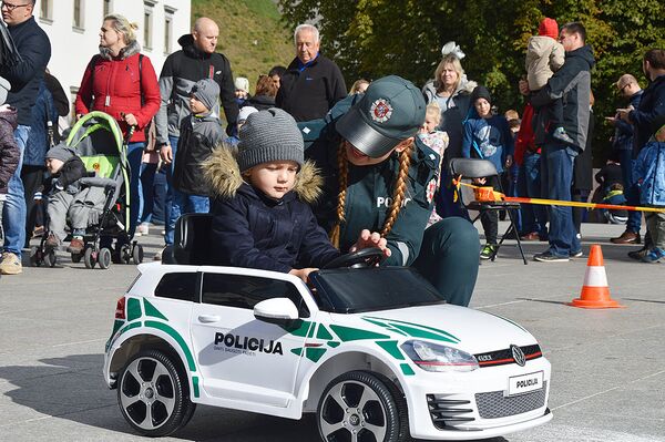 Праздник полиции Литвы – День ангелов-хранителей - Sputnik Литва