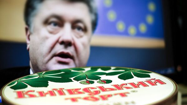 Киевский торт украинской кондитерской корпорации Рошен (Roshen) - Sputnik Lietuva
