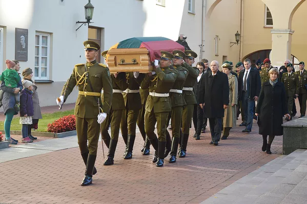 Adolfo Ramanausko-Vanago laidotuvių ceremonija - Sputnik Lietuva