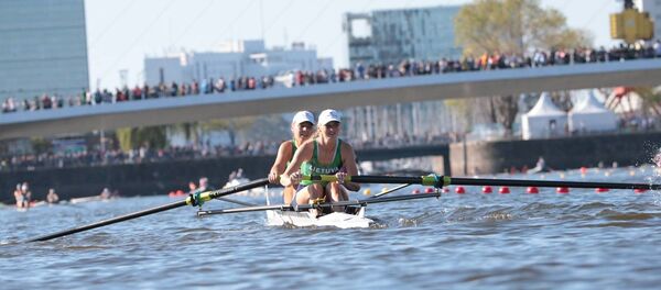 Литовские спортсменки на III летних юношеских Олимпийских играх Литовские спортсменки на III летних юношеских Олимпийских играх - Sputnik Литва