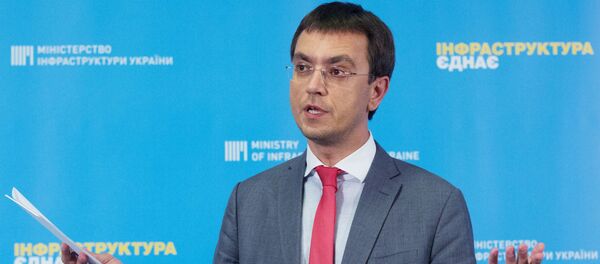 Брифинг министра инфраструктуры Украины В. Омеляна, архивное фото Брифинг министра инфраструктуры Украины В. Омеляна, архивное фото - Sputnik Литва