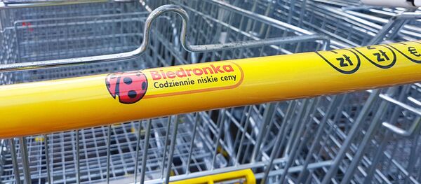 Супермаркет Biedronka в Польше - Sputnik Литва