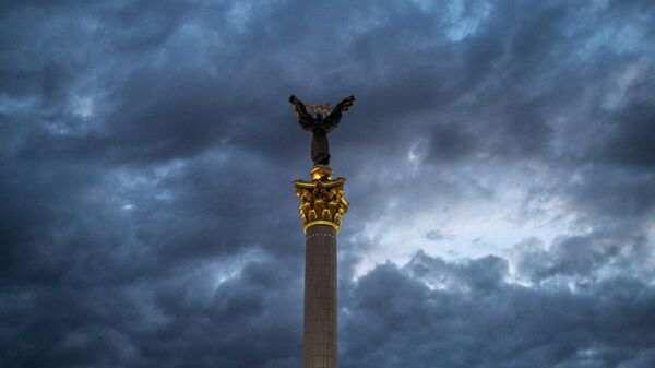 Монумент Независимости Украины на площади Независимости в Киеве, архивное фото - Sputnik Литва