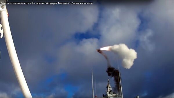Минобороны опубликовало видео запусков ракет с фрегата Адмирал Горшков  - Sputnik Литва