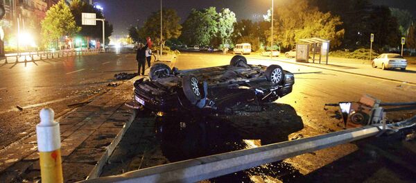 Во время военного переворота в Турции Во время военного переворота в Турции - Sputnik Литва