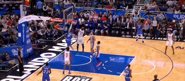 Пик-н-ролл Сабониса и Оладипо – лучший момент дня в НБА  - Sputnik Литва