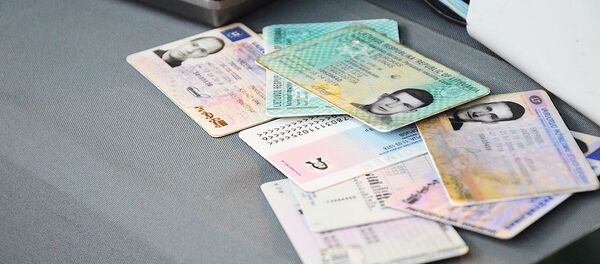 Методы распознавания поддельных документов, архивное фото - Sputnik Литва