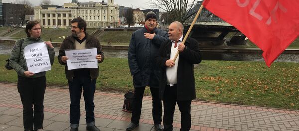 Акция в поддержку депутата Вячеслава Титова - Sputnik Литва