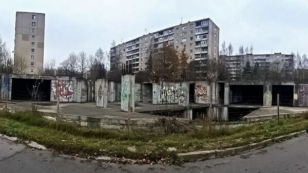 Заброшенное здание в Жирмунай, архивное фото - Sputnik Lietuva
