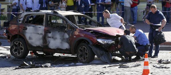 Взорванная машина, в которой умер журналист Павел Шеремет - Sputnik Литва