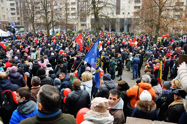 Митинг против закона о ювенальной юстиции в Литве - Sputnik Lietuva