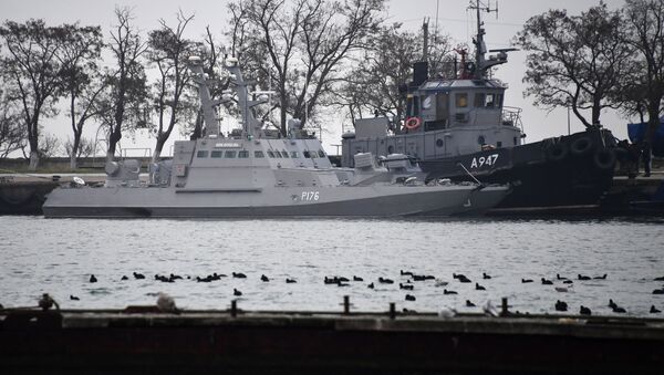 Sulaikyti Ukrainos laivai pristatyti į Kerčės uostą - Sputnik Lietuva