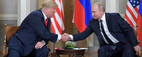 Встреча президента РФ Владимира Путина и президента США Дональда Трампа в Хельсинки Встреча президента РФ Владимира Путина и президента США Дональда Трампа в Хельсинки - Sputnik Lietuva