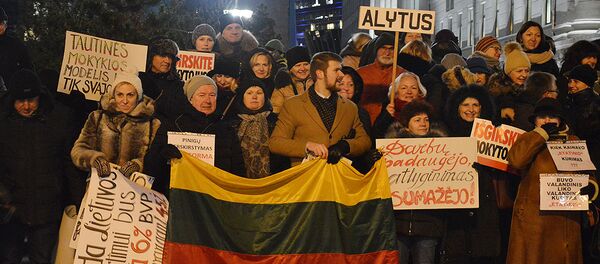 Митинг работников образования и просвещения, 30 ноября 2018 - Sputnik Литва