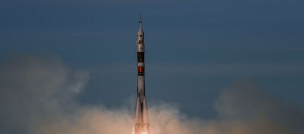 Старт ракеты-носителя Союз-ФГ с пилотируемым кораблем Союз МС-11 Старт ракеты-носителя Союз-ФГ с пилотируемым кораблем Союз МС-11 - Sputnik Lietuva