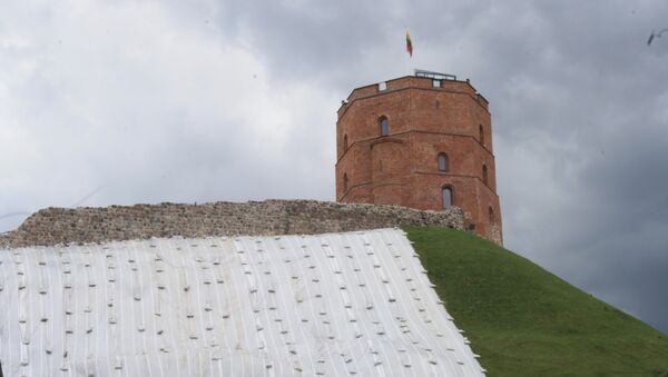 Разрушение холма под башней Гедиминаса в Вильнюсе - Sputnik Литва