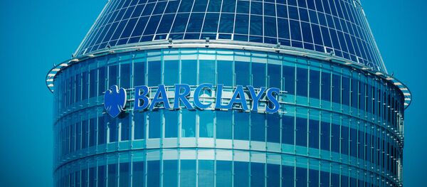 Банк Barclays, знак и логотип на офисном здании банка Barclays Вильнюс, архивное фото - Sputnik Литва