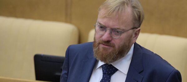 Член комитета Государственной Думы РФ по международным делам Виталий Милонов - Sputnik Литва