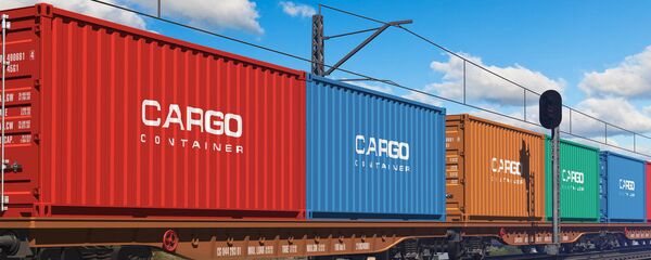 Грузовой поезд с грузовыми контейнерами, архивное фото - Sputnik Литва