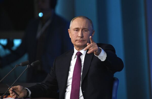 Управление миром, вооружения и здоровье: Путин провел пресс-конференцию Управление миром, вооружения и здоровье: Путин провел пресс-конференцию - Sputnik Литва