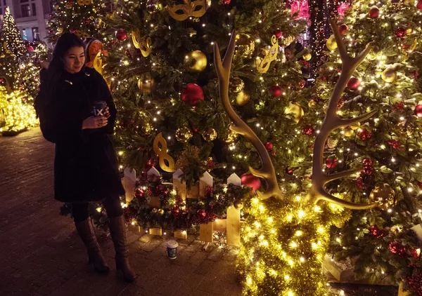 Žvaigždėtas dangus: fantastinis Maskvos pertvarkymas prieš Naujuosius metus Žvaigždėtas dangus: fantastinis Maskvos pertvarkymas prieš Naujuosius metus - Sputnik Lietuva