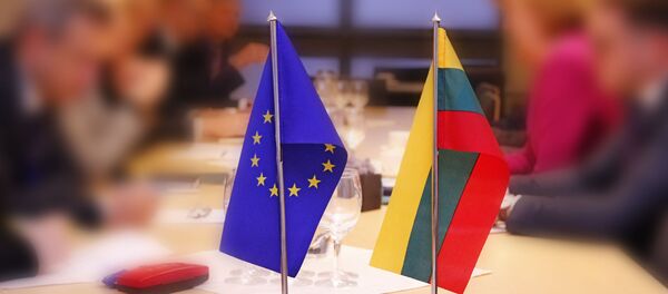 Флажки ЕС и Литвы, архивное фото - Sputnik Литва