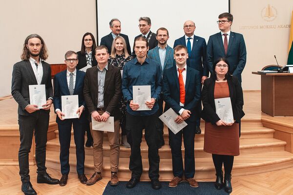 Kauno akademikams paskirtos premijos už pasiekimus moksle Kauno akademikams paskirtos premijos už pasiekimus moksle - Sputnik Lietuva