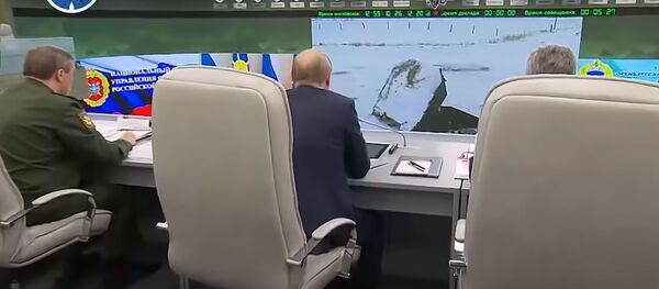 Успешный пуск ракеты комплекса Авангард провели военные Успешный пуск ракеты комплекса Авангард провели военные - Sputnik Литва