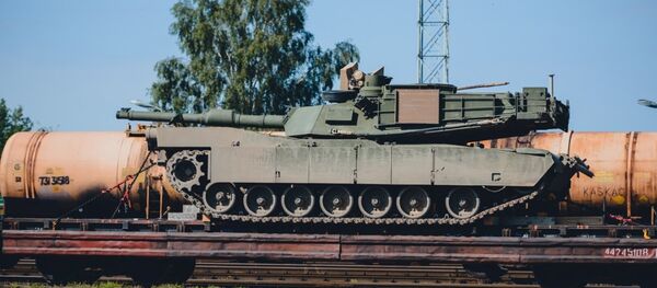 Военная техника США прибывает в Литву, архивное фото Военная техника США прибывает в Литву, архивное фото - Sputnik Литва