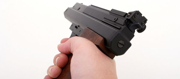 Пистолет в руке - Sputnik Литва